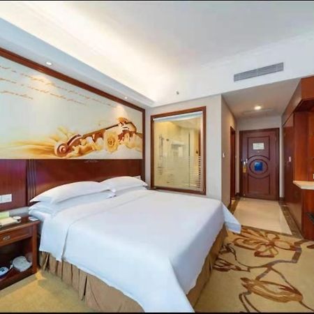 Vienna Hotel Dongguan Liaobu Road 外观 照片