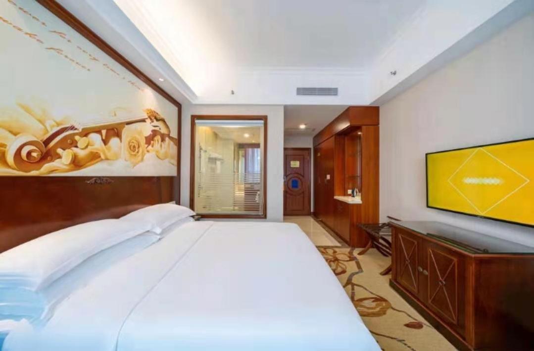 Vienna Hotel Dongguan Liaobu Road 外观 照片