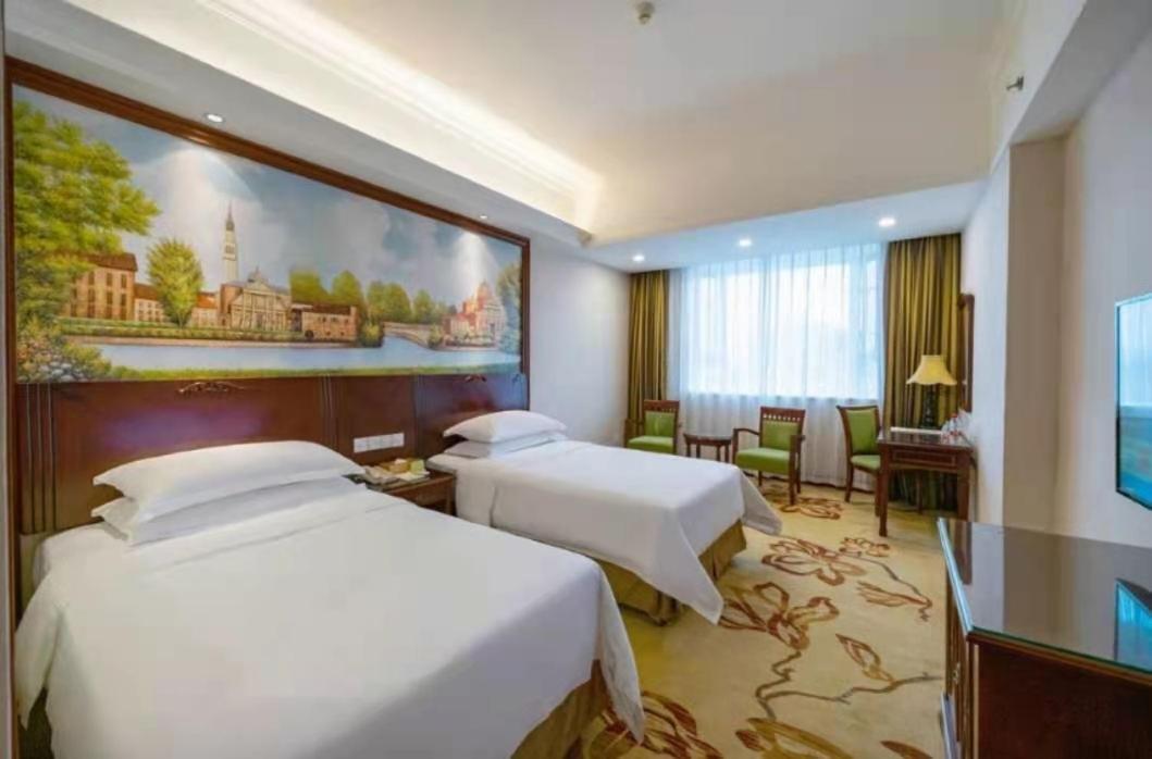 Vienna Hotel Dongguan Liaobu Road 外观 照片